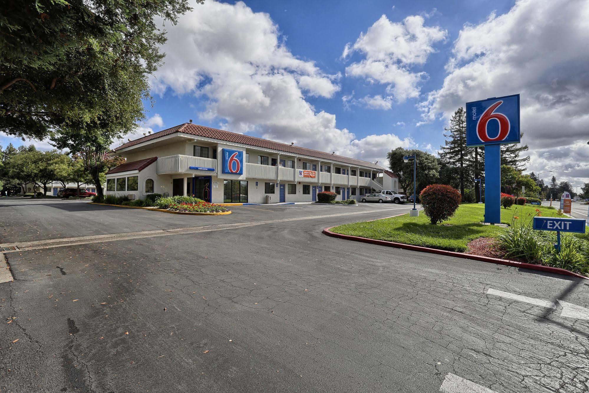 Motel 6-Petaluma, Ca Экстерьер фото